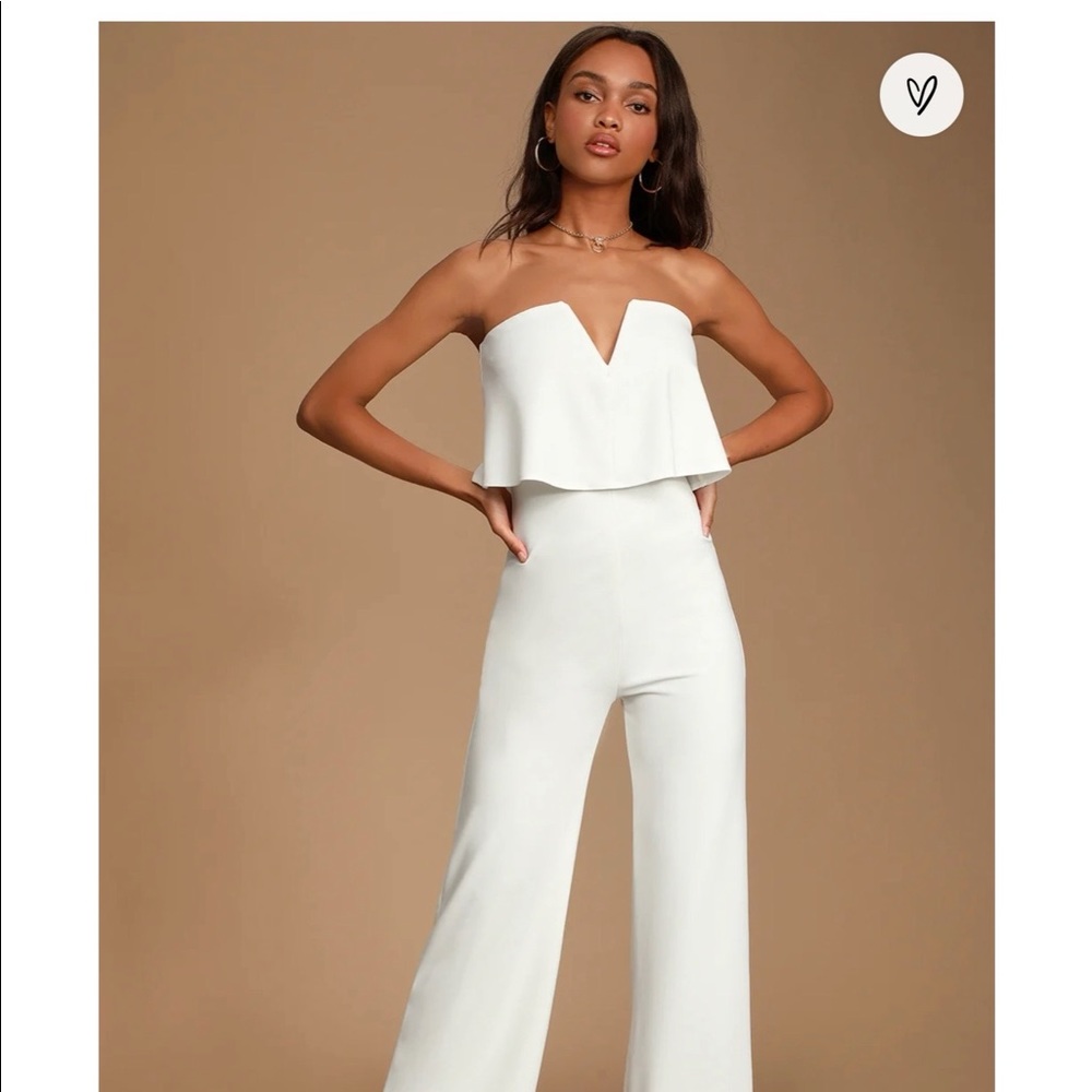 NWT Lulu’s Power of White Strapless Jumpsuit SZ M